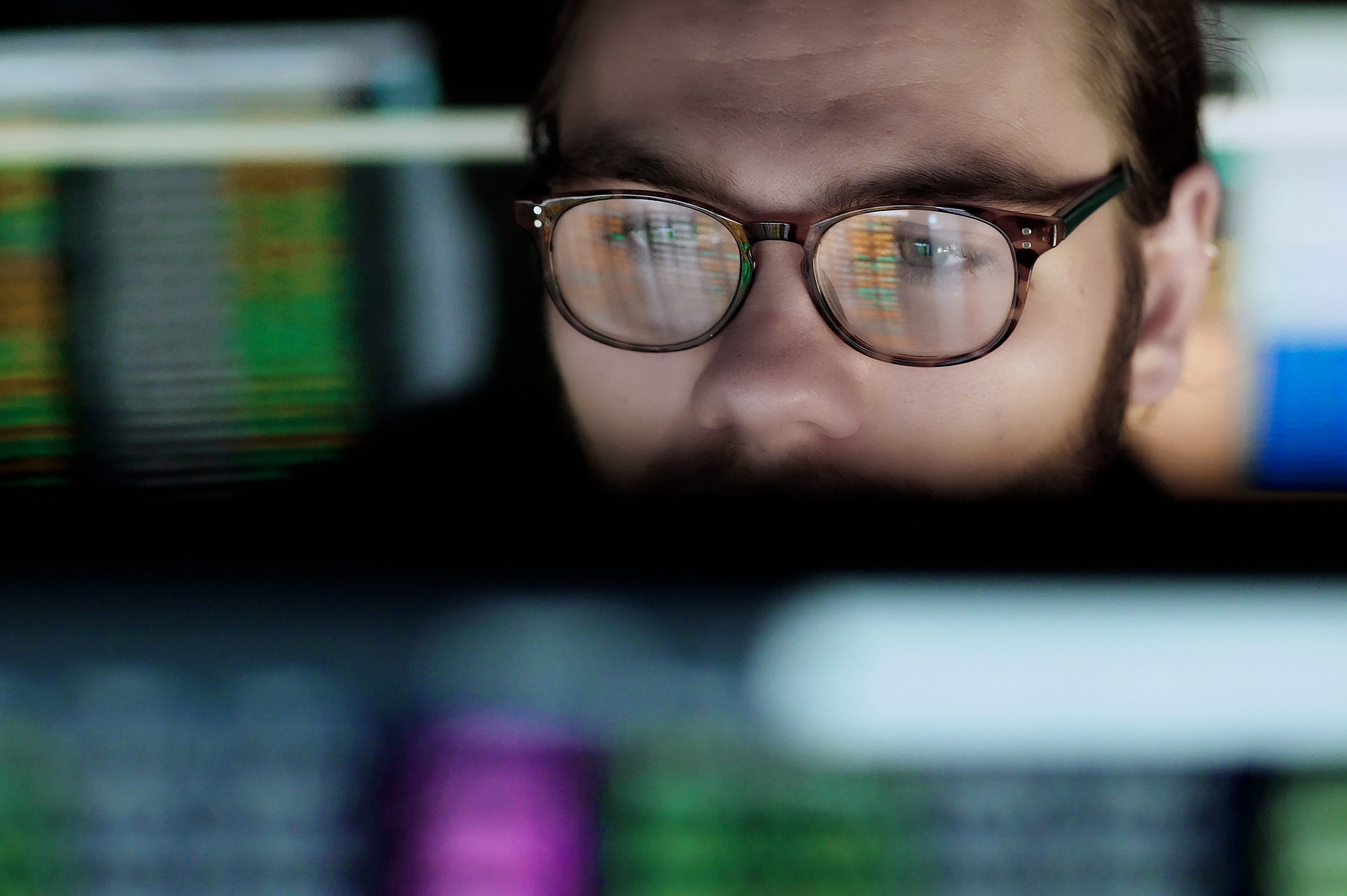 LiveDNS - DNS domain and zone records management for IT Admins.