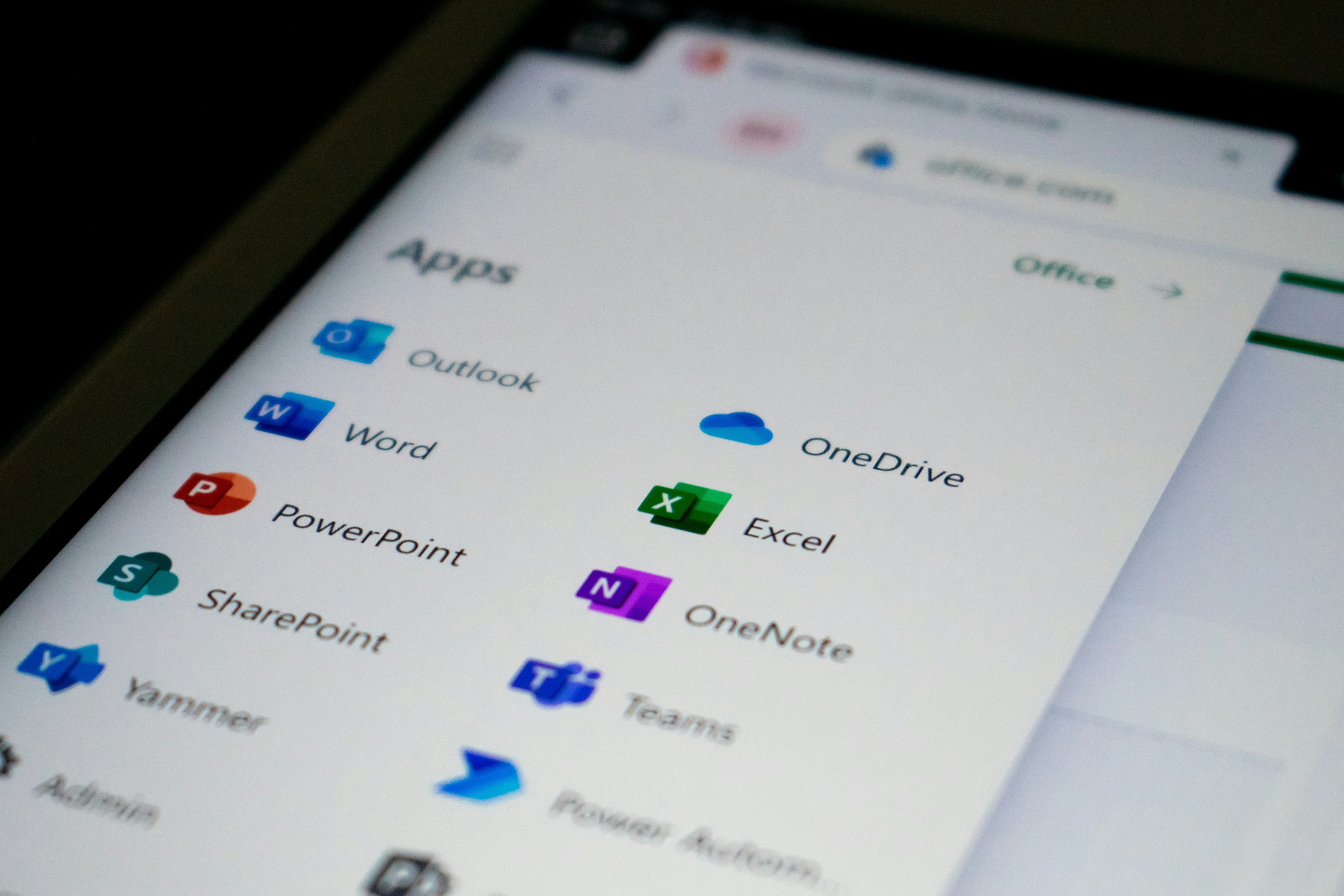 With SHIFT For Outlook, Outlook becomes a secure way to send large files anywhere, removing attachment limits and workflow friction.